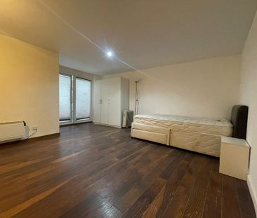 Studio to rent - Photo 6