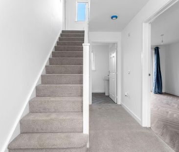 3 bedroom detached house to rent - Photo 3
