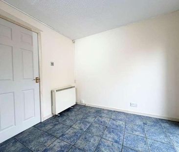 Camborne Court, Blackpool, FY3 - Photo 3