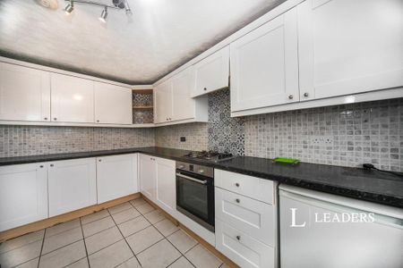 6 bedroom house to rent - Photo 2