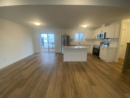 For Lease - 4263 Fourth Avenue Unit# 222, Niagara Falls, Ontario - Photo 5