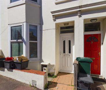 4 bedroom terraced house to rent - Photo 6