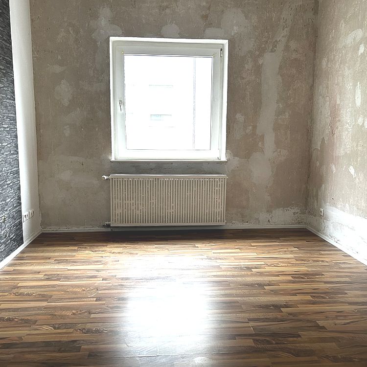 500 Euro Gutschrift zur Renovierung ! Gemütliche 2 Zimmer Wohnung ab sofort Verfügbar - Photo 1