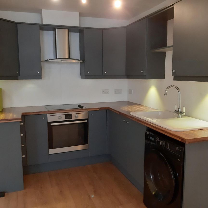 Belmont Road, Harrogate - Photo 1