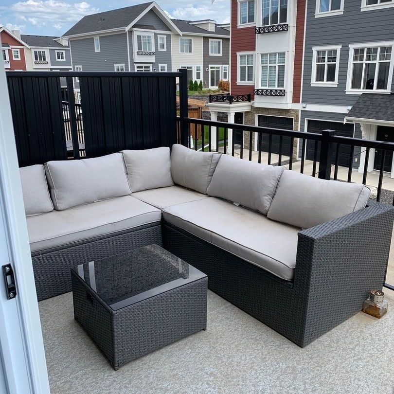 4 Bedroom Condo for Rent “Meadows” - Photo 1