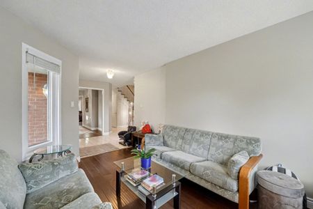 For Lease - 17 James Young Drive, Halton Hills, Ontario - Photo 4