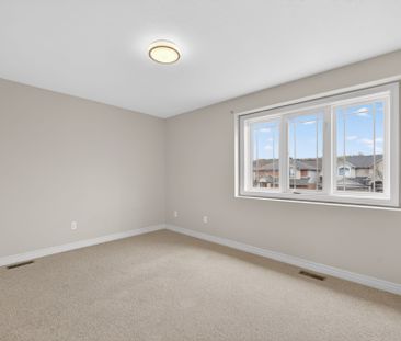 For Lease - 47 Plum Tree Lane, Grimsby, Ontario - Photo 6