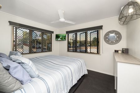 13 Merryl Street, Rasmussen QLD 4815 - House For Rent | Domain - Photo 4