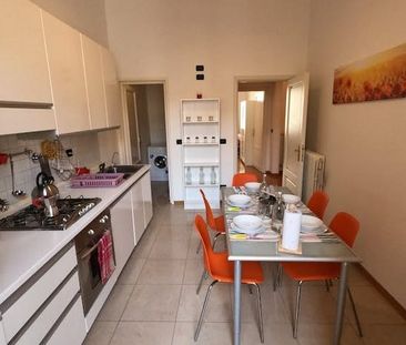 Via 9 Febbraio, Florence, Tuscany 50129 - Photo 6