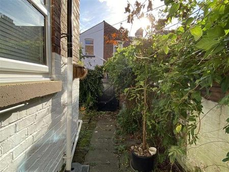 Albert Road, Heaton Moor, Stockport, SK4 - Photo 3