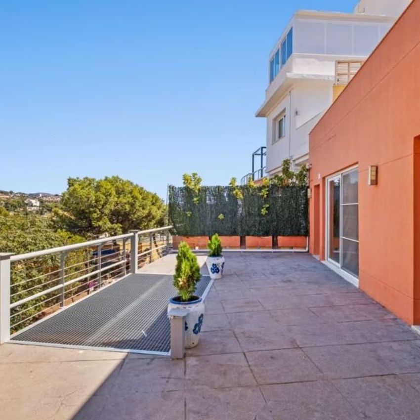 Alquiler de piso en Calle Ramal de Monte Sancha - Photo 1