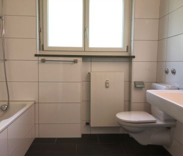 5-Zimmerwohnung im 1.OG an ruhiger Lage zu vermieten - Photo 6