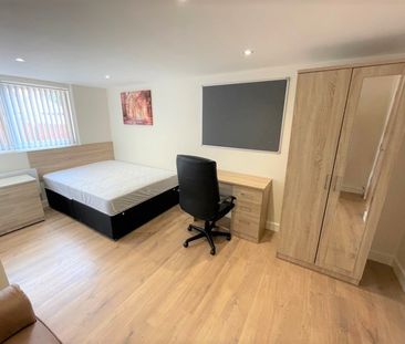 61 Laurel Road, Handsworth Wood, Birmingham, B21 9PB - Photo 2