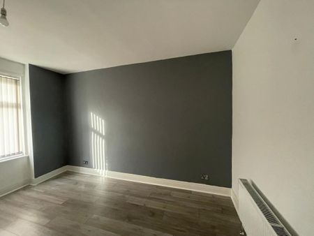 1 bedroom ground floor flat to rent - Photo 4