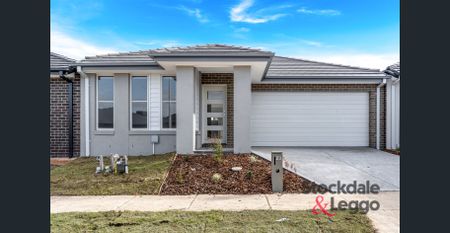 3 Bedroom Cloverton Delight! - Photo 2