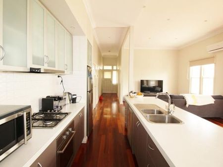 66 Foster Street, South Geelong - Photo 3