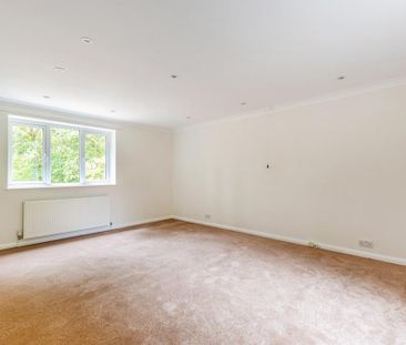 4 bedroom detached house to rent - Photo 1