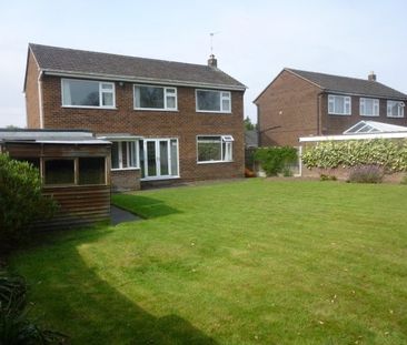 Woodlands Close Parkgate - Photo 2