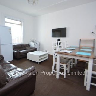 6 Bedroom Houses in Hyde Park, Leeds University - Photo 1