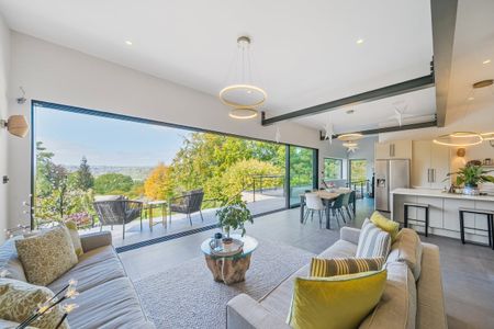 5 bedroom detached house to rent - Photo 4