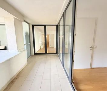 Geräumige 3-Zimmer Wohnung mit perfekter Raumaufteilung ! Jetzt anfragen und Termin vereinbaren - Photo 3