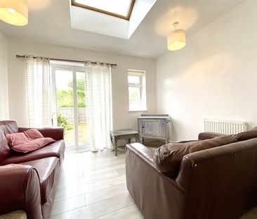 1 Bedroom - Photo 3