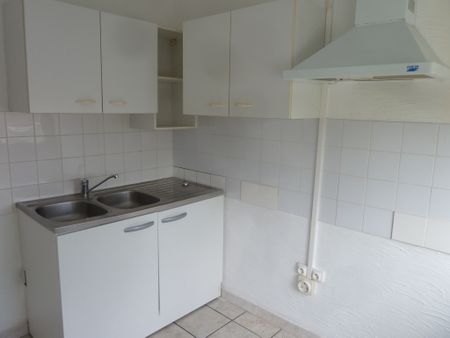 Location Appartement 3 pièces VILLEPARISIS 77270 - Photo 2