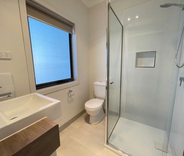 2 Elizabeth Court, Mooroolbark, Vic 3138 - Photo 5