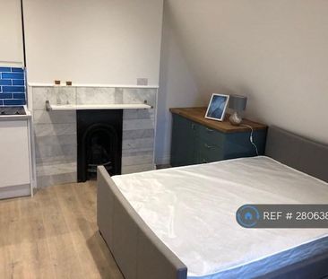 1 bedroom flat to rent - Photo 5