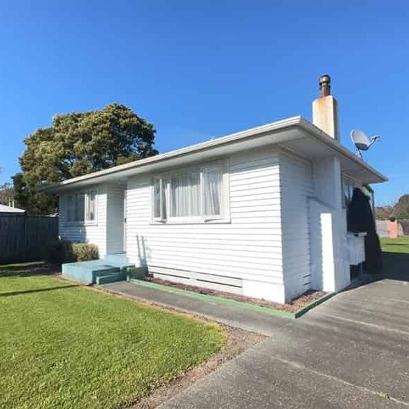 Compact Kaiti Home - Photo 1