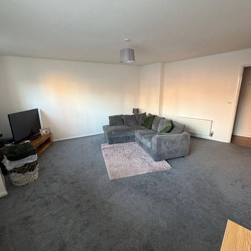 Kyle Close, Renishaw, Sheffield, S21 - Photo 1