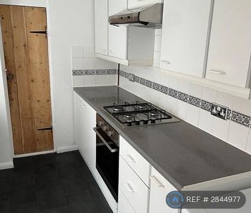 2 bedroom terraced house to rent - Photo 3