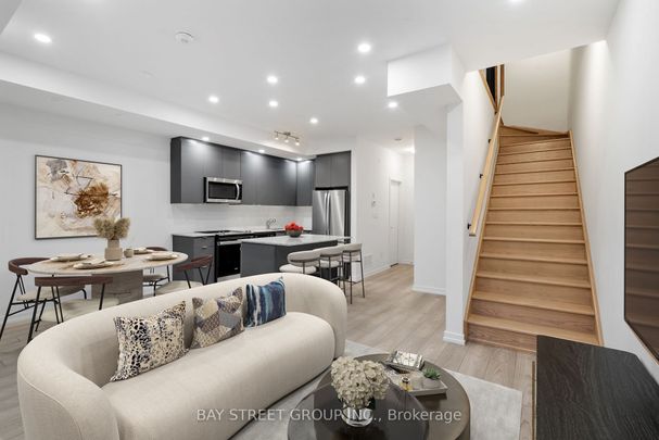 For Lease - 22 Lytham Green Circle Unit# 18, Newmarket, Ontario - Photo 1