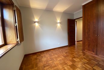 Fantástico Apartamento T1 para Arrendamento sobre o Douro