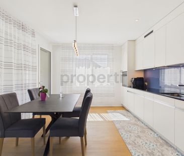 Eigentumsstandard mit Panoramafenstern: Grosszügige 74 m², Tiefgara... - Photo 5
