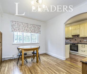 4 bedroom detached house to rent - Photo 5