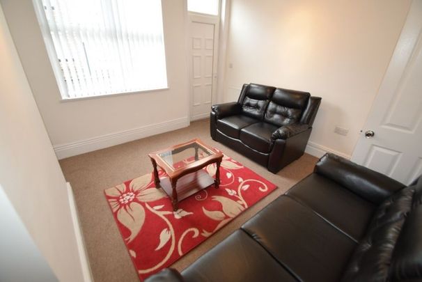 2 bedroom house share to rent - Photo 1