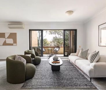 Lifestyle retreat in enviable 'Eversleigh Estate' - Photo 1