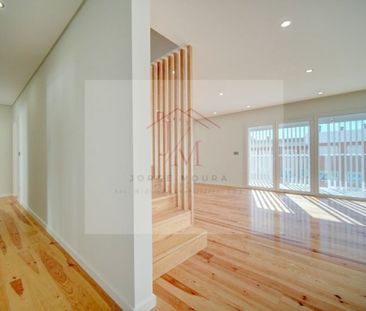 3 room luxury Flat for rent in Cascais e Estoril, Portugal - Photo 6