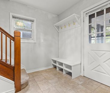 For Lease - 32 Page Street, St. Catharines, Ontario - Photo 4