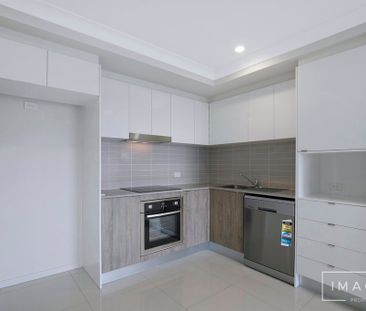 NEAT AND TIDY, SUPER CONVENIENT LOCATION! - Photo 2