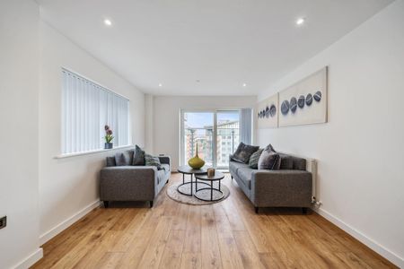 2 bedroom flat to rent - Photo 2