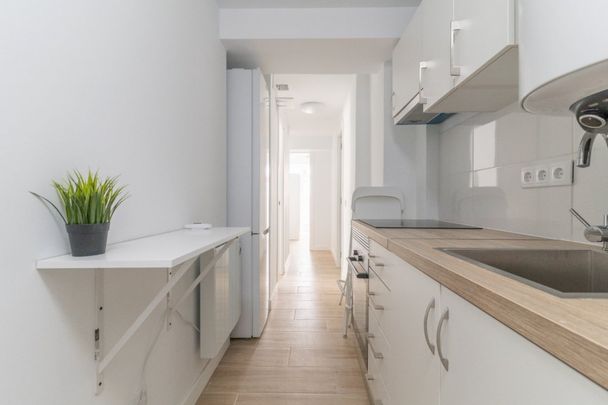 Exterior room in Villaverde Alto - Photo 1