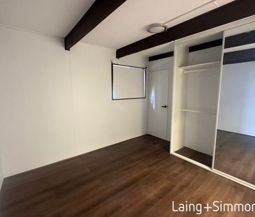 Stylish Renovated Home with Bonus Granny Flat - Photo 4