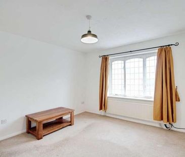 Rockall Court, Berkshire, Langley, SL3 - Photo 2