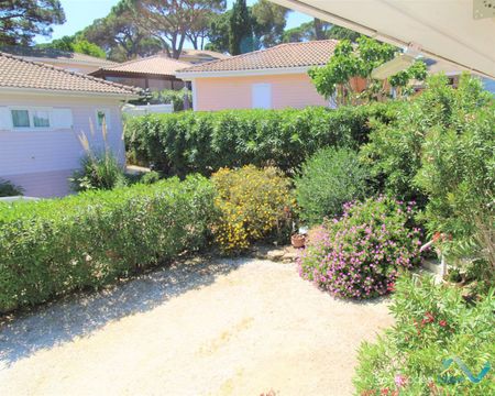 Chalet pour 6 personnes au Parc Oasis de Gassin - Photo 4