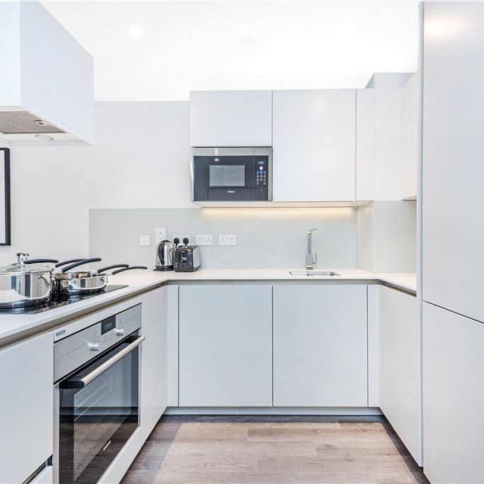 Gaumont Place, London, SW2 4GA - Photo 1