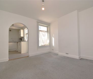 Coronation Road, Ipswich, Suffolk, IP4 5EN - Photo 3