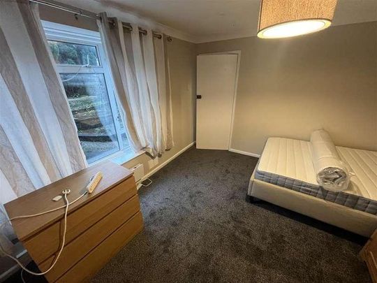 Longfield Road, Winchester, SO23 - Photo 1