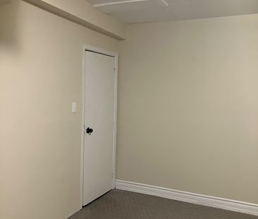 For Lease - 4 greenock Avenue, Toronto, Ontario - Photo 5